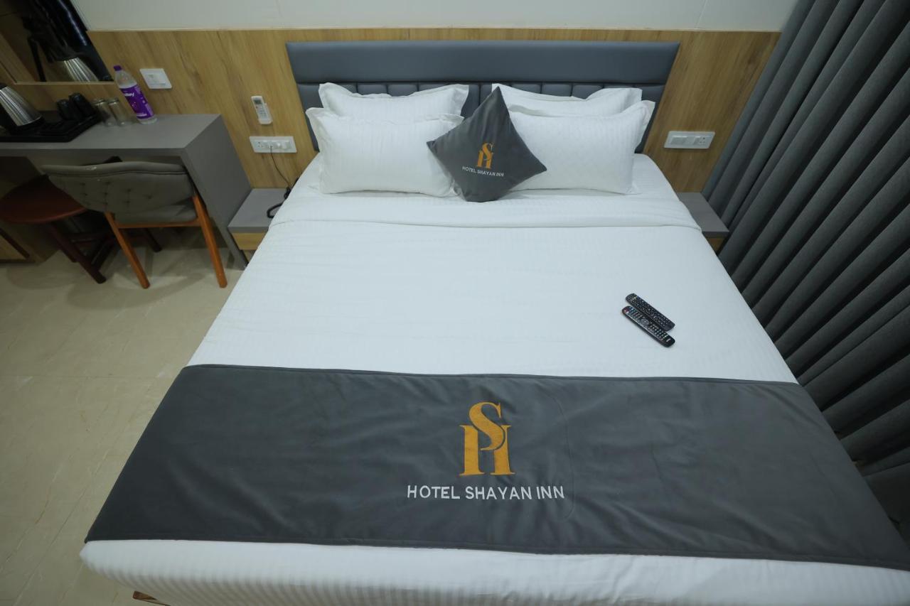 Hotel Shayan Inn Rajkot Exterior photo