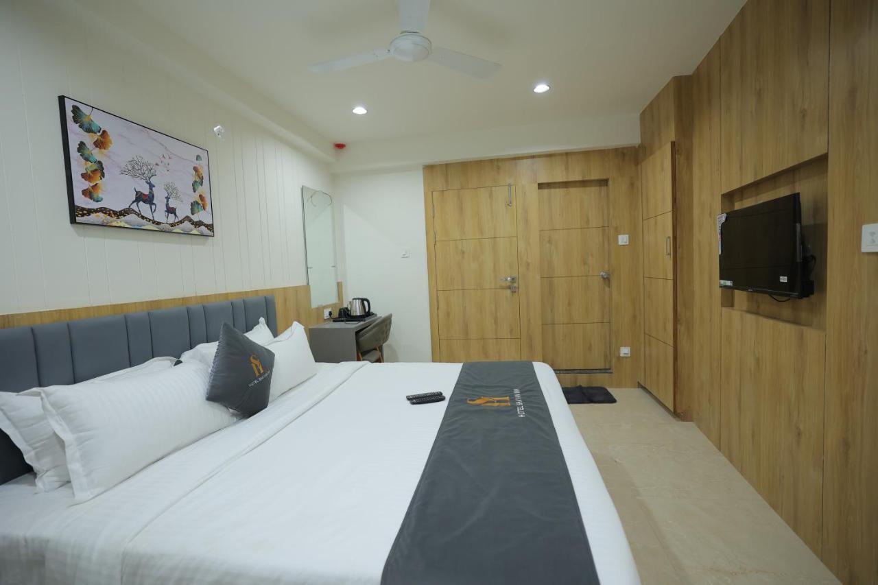 Hotel Shayan Inn Rajkot Exterior photo