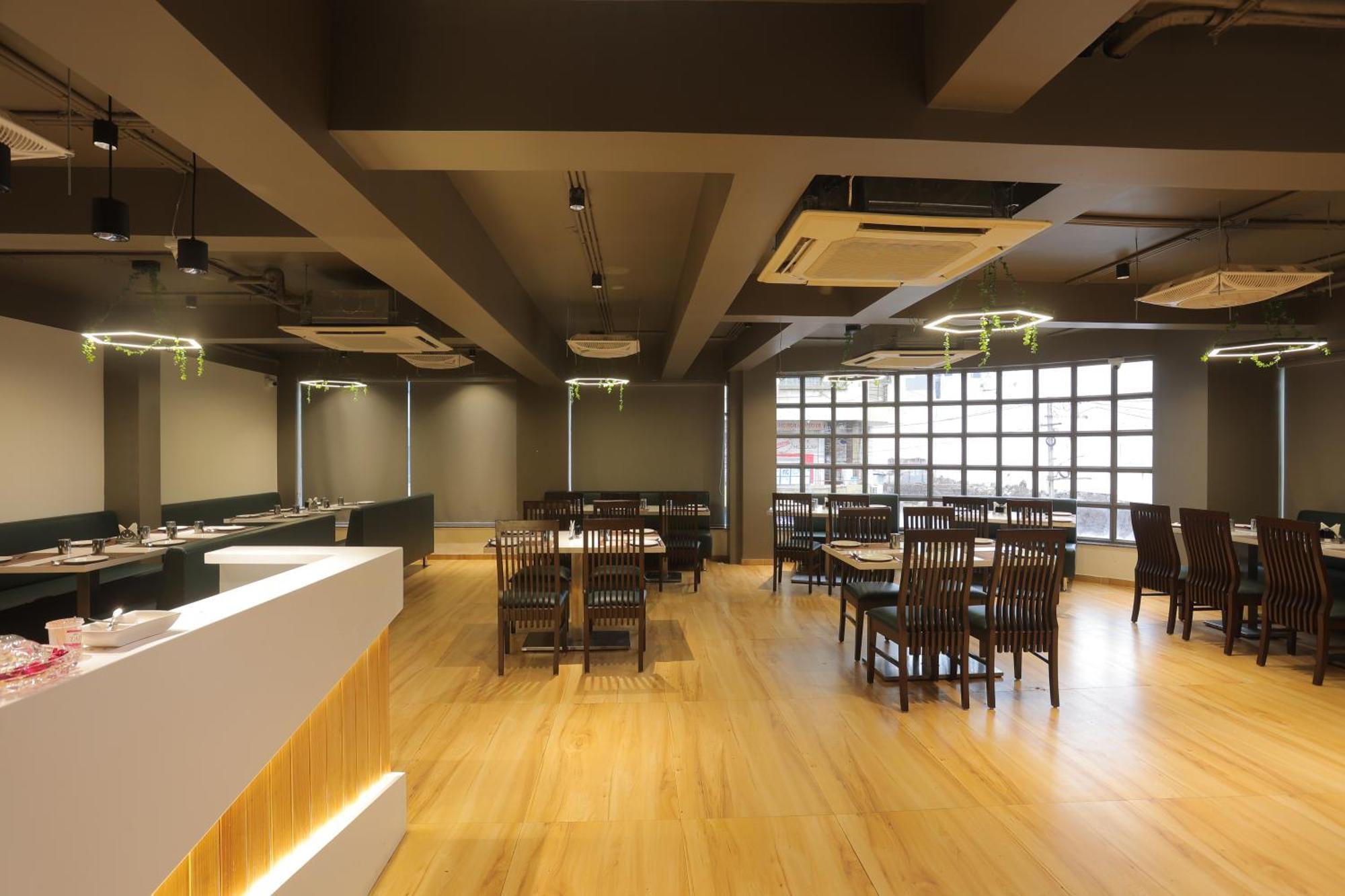 Hotel Shayan Inn Rajkot Exterior photo