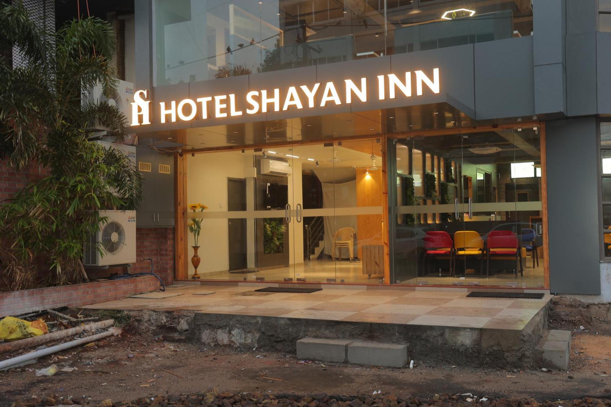 Hotel Shayan Inn Rajkot Exterior photo