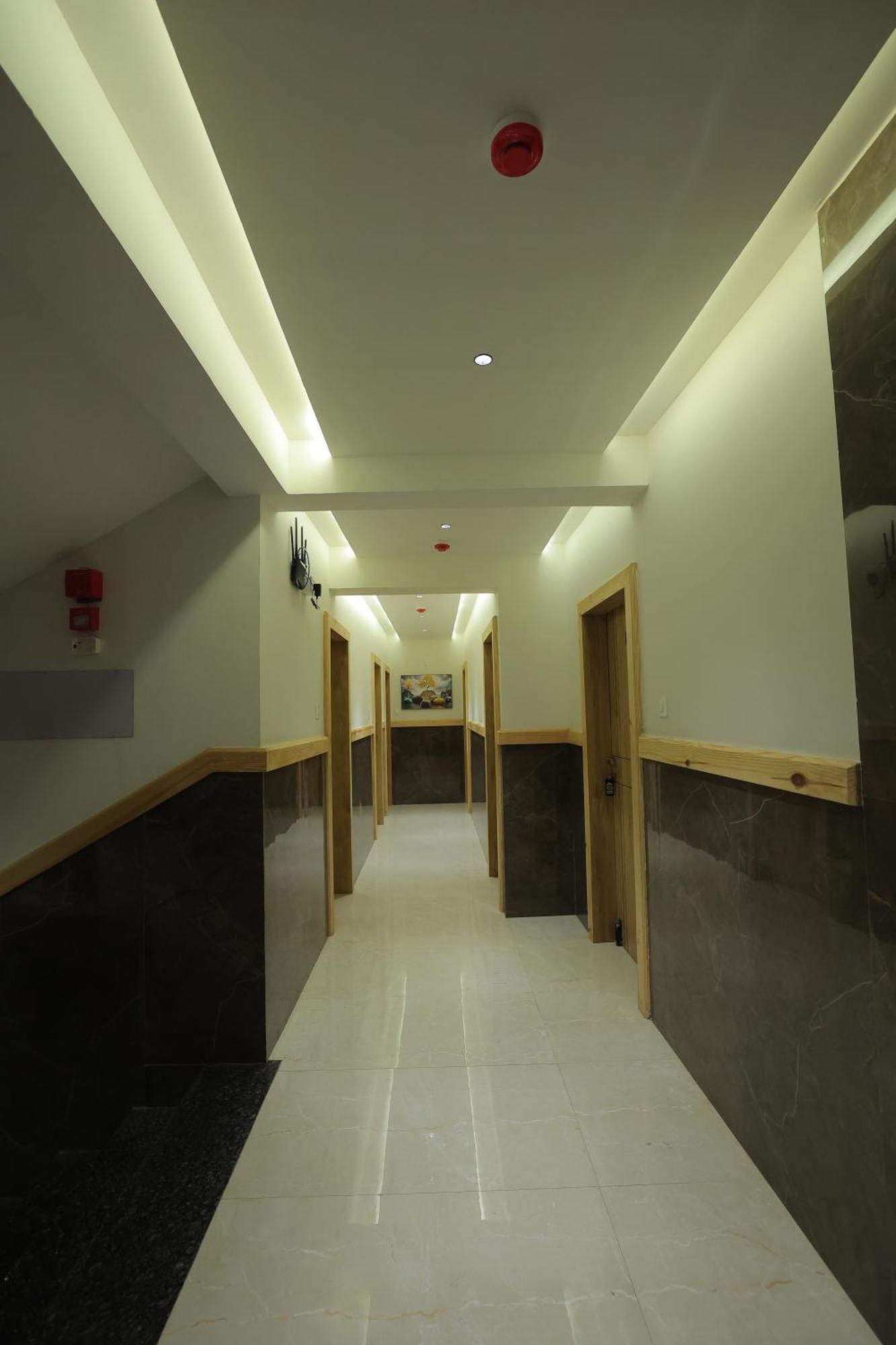 Hotel Shayan Inn Rajkot Exterior photo